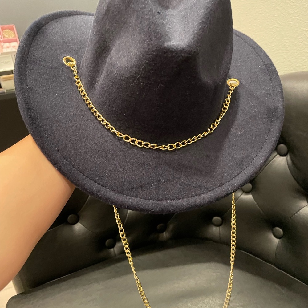 Steve Madden navy chain-strap fedora.